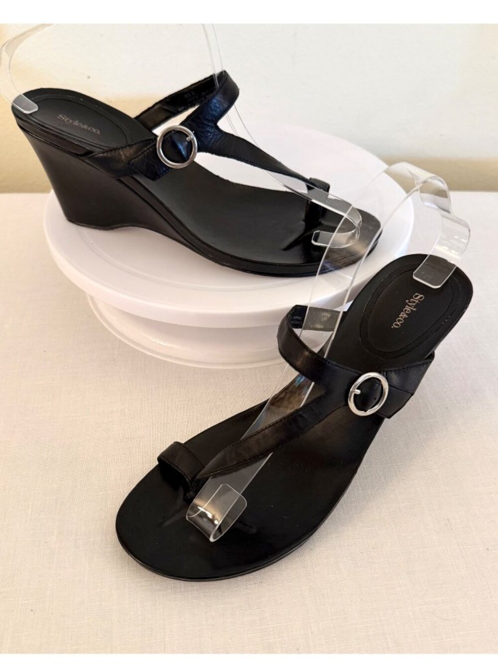 Style and Co Womens Sandals Size 8 half Elmara Black Leather Wedge Shoes